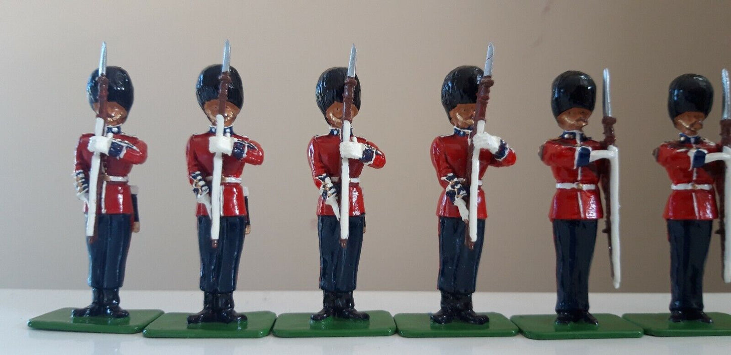 Britains limited edition 1st battalion scots guards colour   1999 1:32 40206