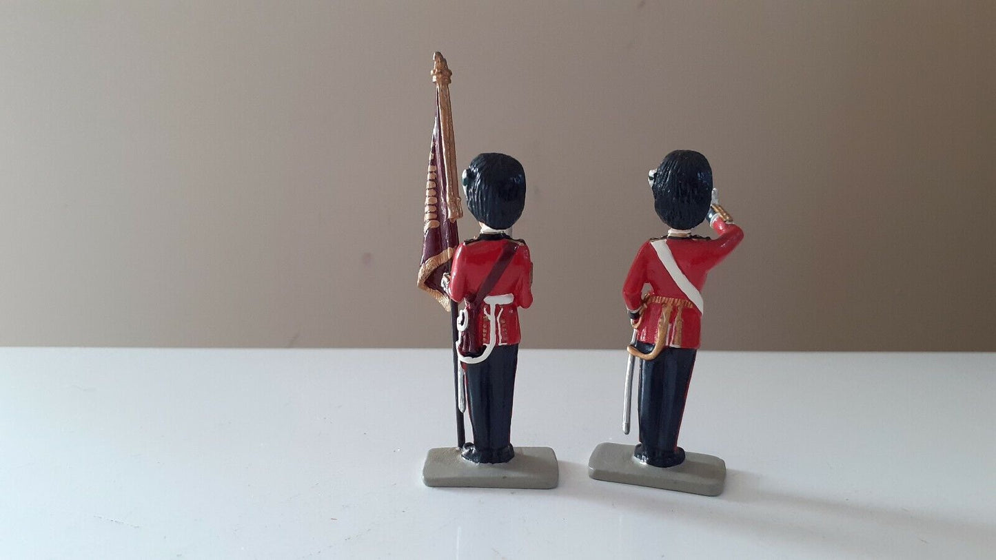 Britains ceremonial Welsh guards  1:32 metal figure buckingham palace 40110