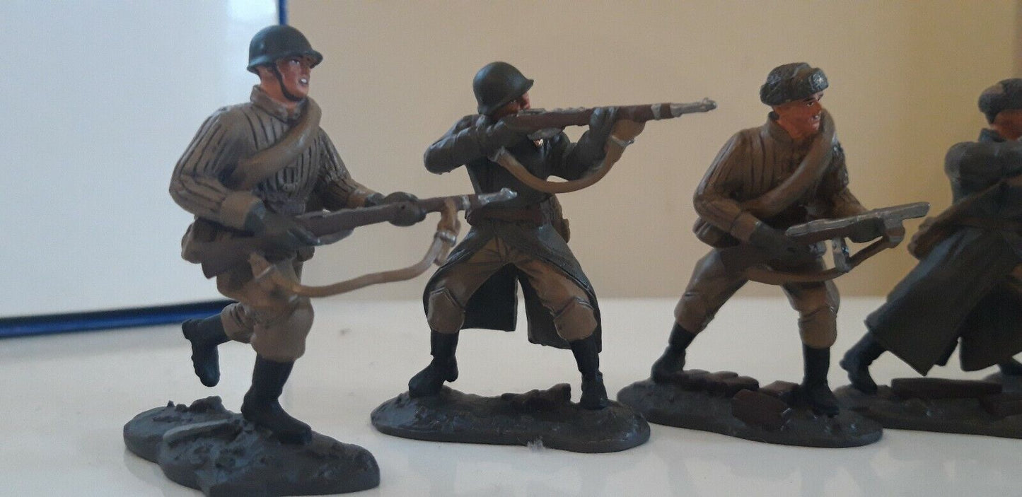 Britains ww2 stalingrad Russian rifle squad boxed 17603