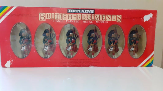 Britains deetail ceremonial band bagpipes black watch 1980s 1:32