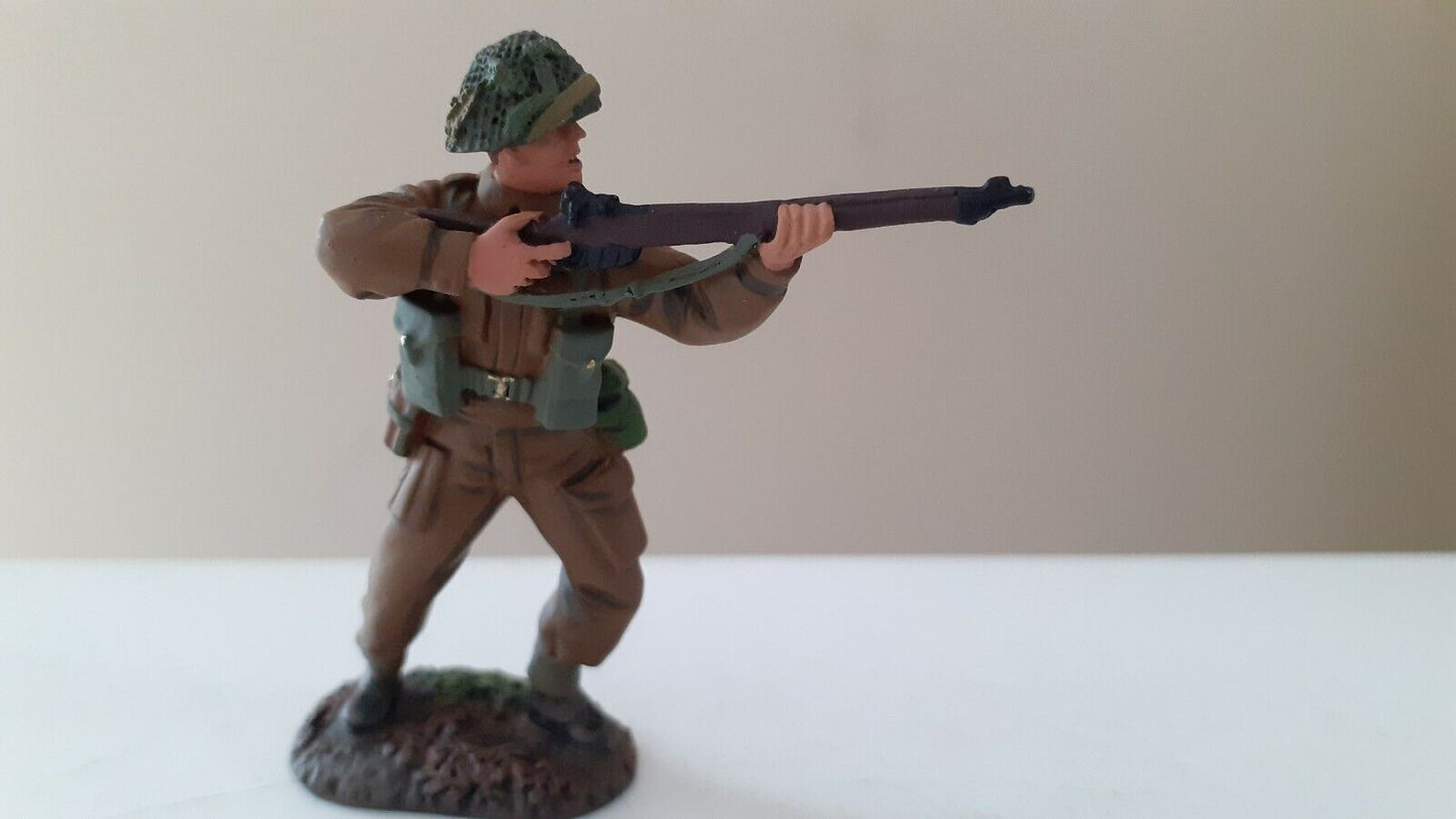 Britains ww2 17906 british infantry metal boxed b7