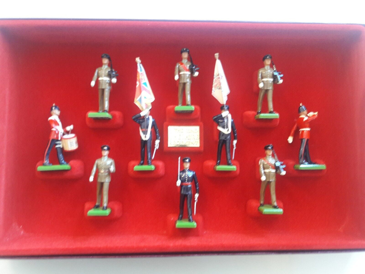 Britains limited edition  cheshire regiment 1989 1:32 5189 300th anniversary