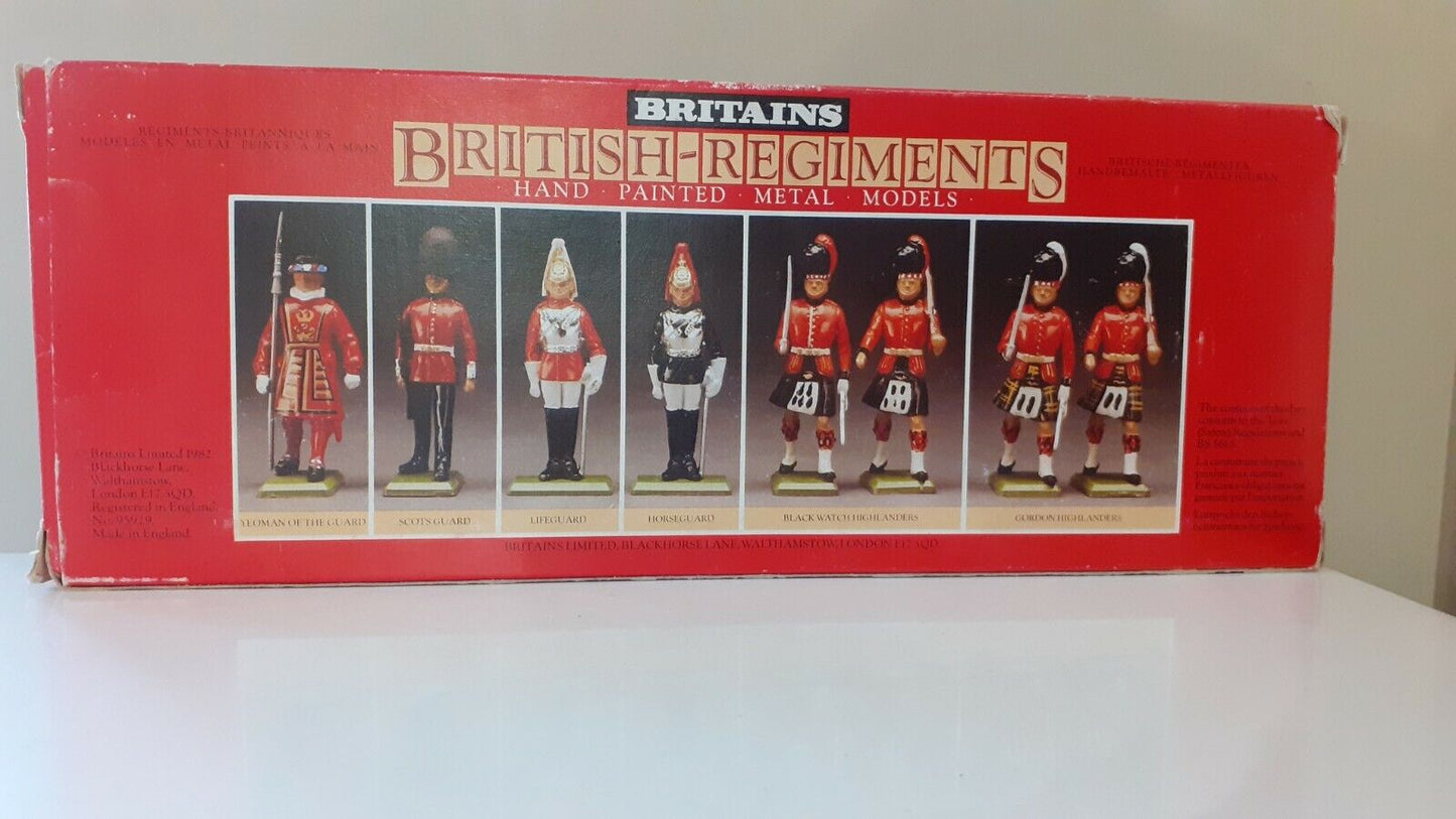 Britains deetail ceremonial band bagpipes black watch 1980s 1:32