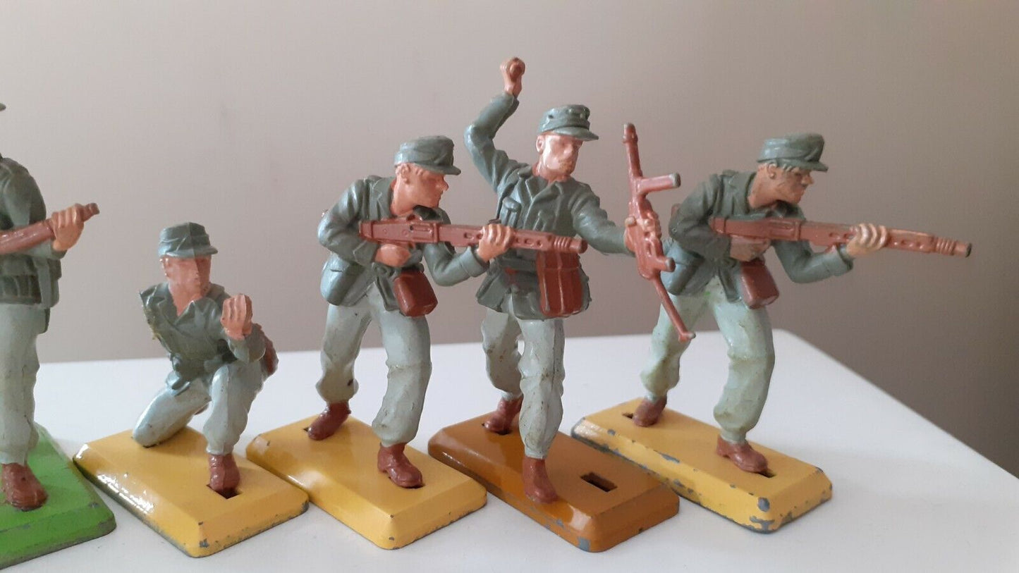 Britains deetail ww2 german afrika korps British 8th army 1970s  1:32  14 figs