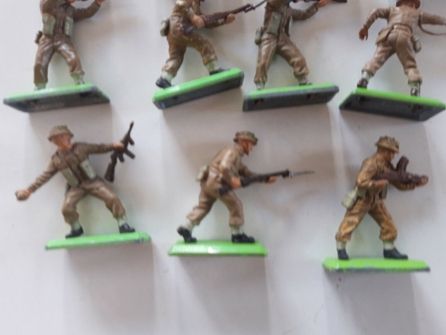 Britains deetail ww2 british  army   1970s  1:32  b1