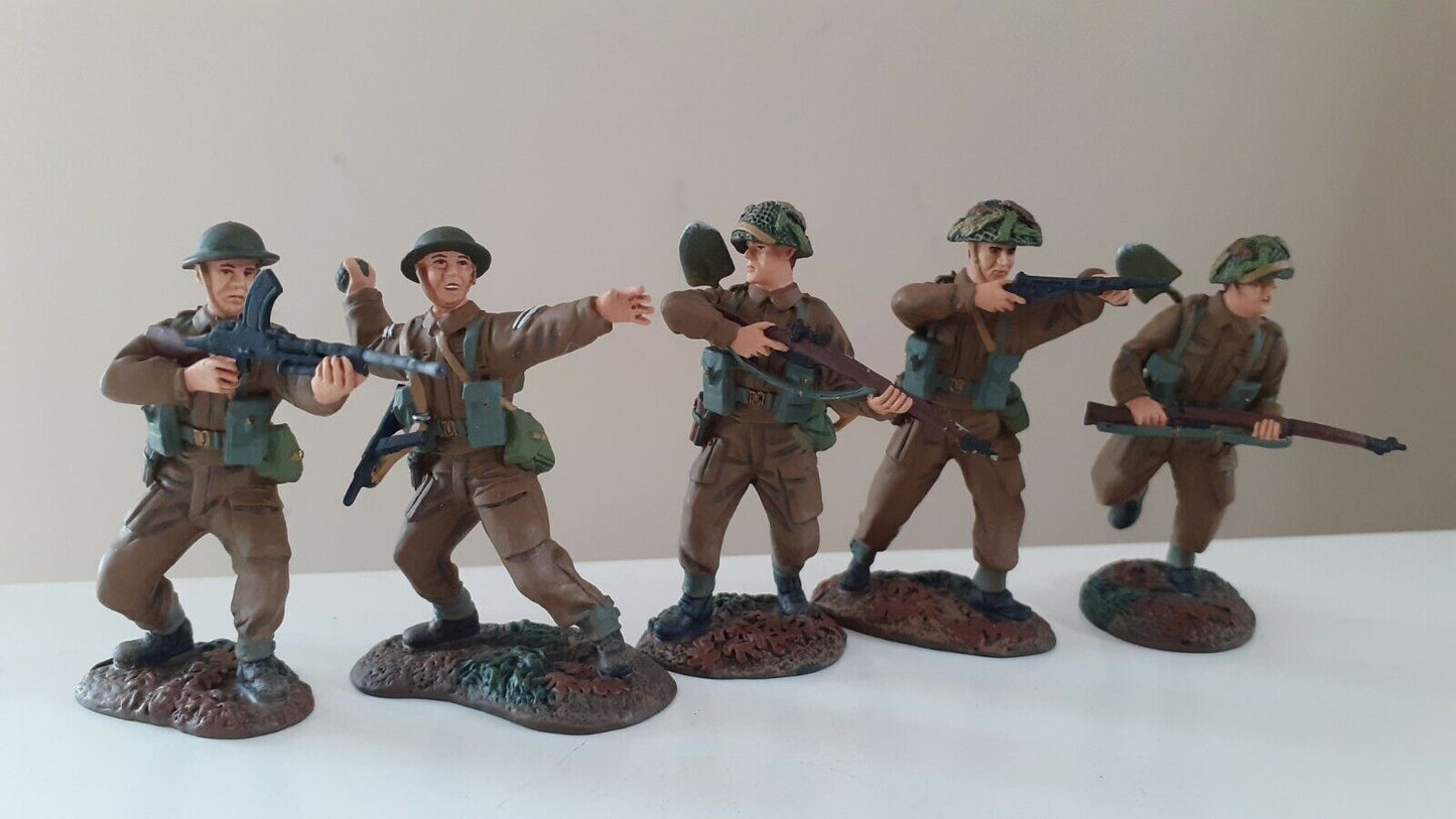 Britains ww2 british Canadian infantry 5 figures d-day 1:32  17713 no box