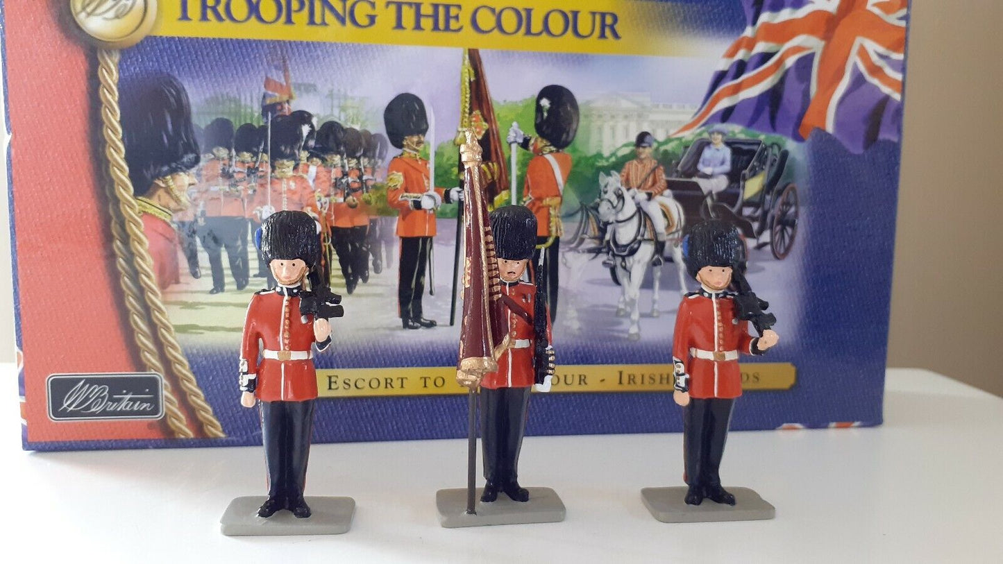 Britains ceremonial Irish guards  1:32 metal figure buckingham palace 40113