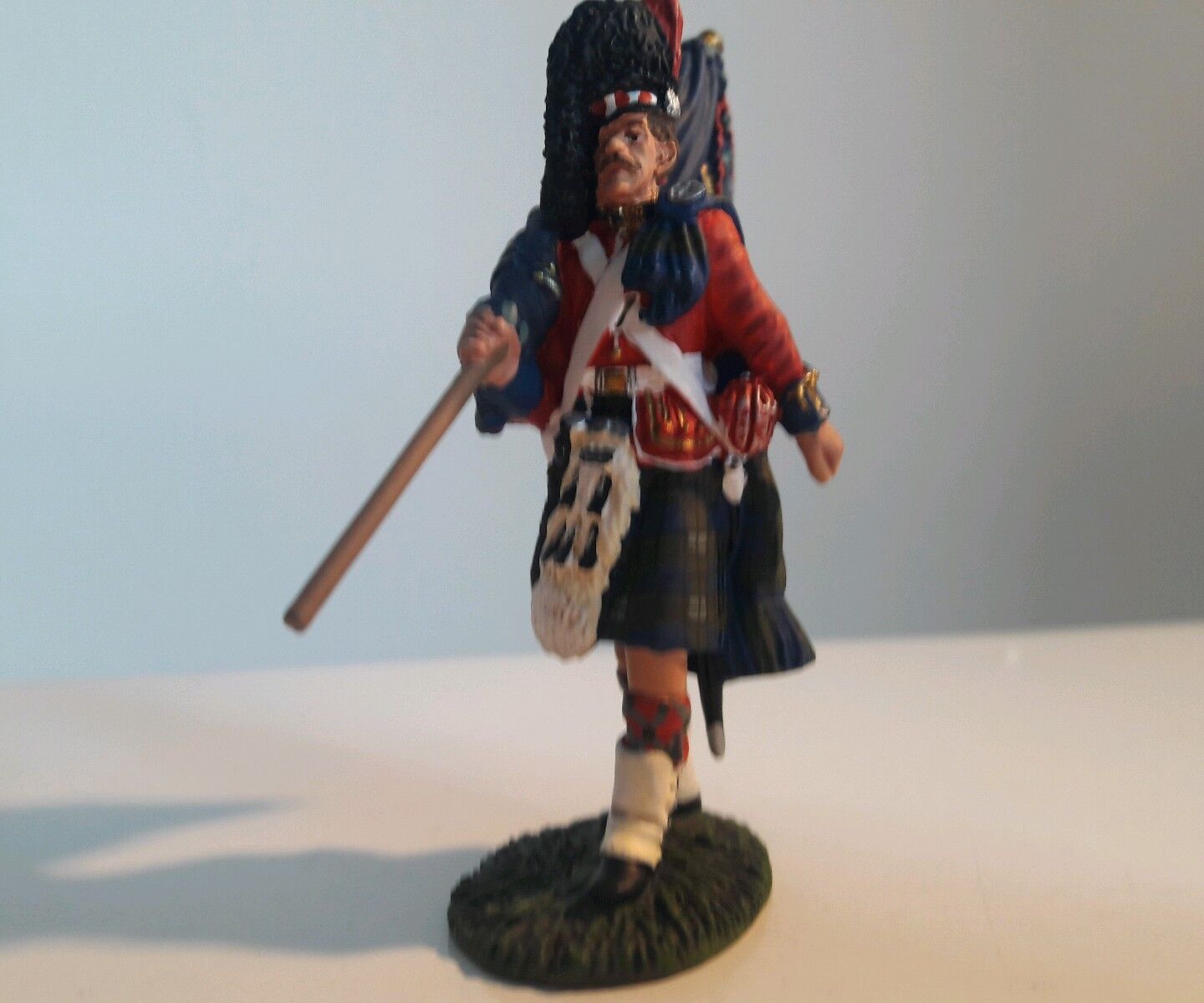 Britains ceremonial 10020 black watch colours highlanders 1:32 metal figures