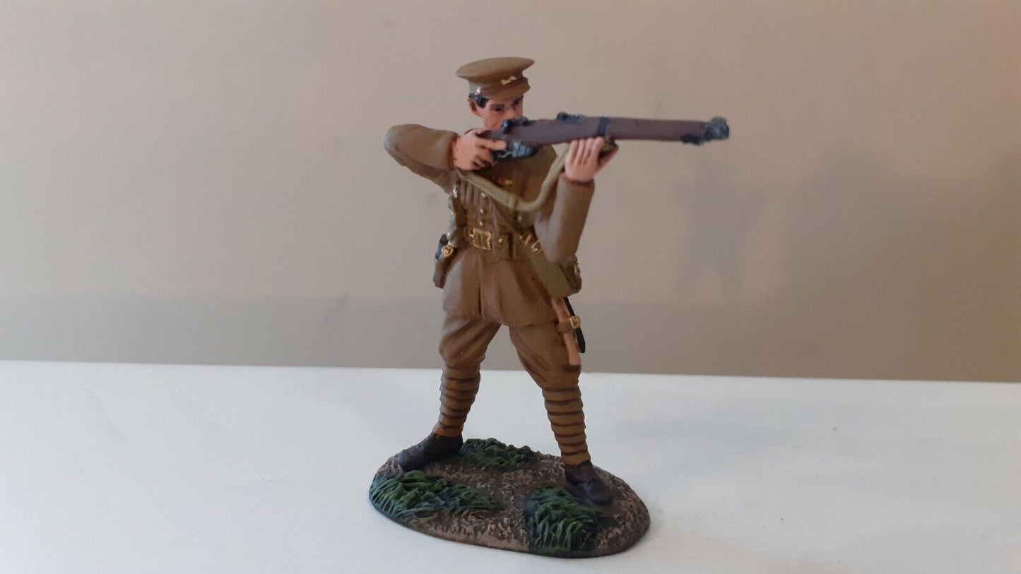 Britains ww1 17902 british infantry firing metal boxed b8