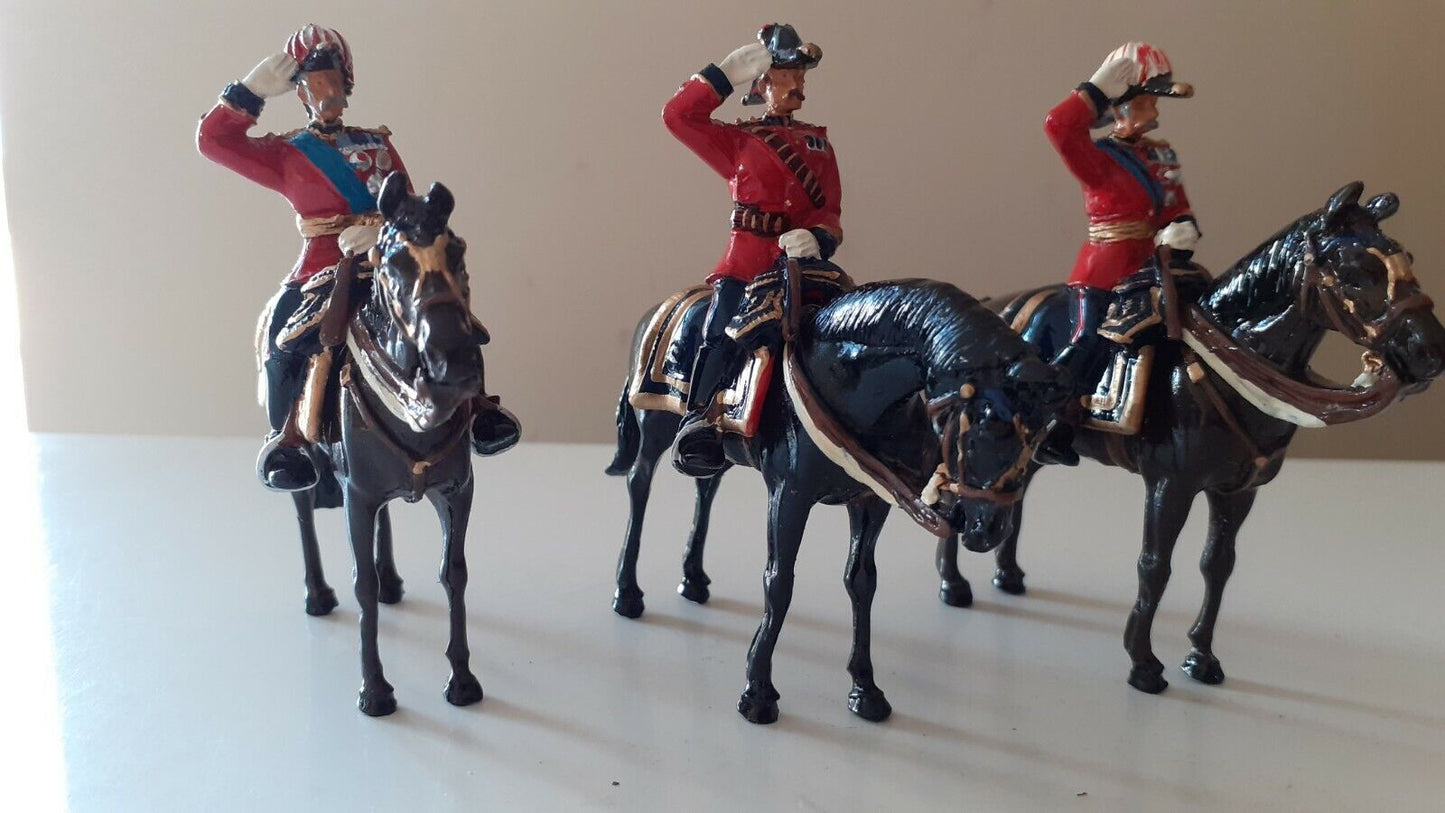 Britains limited scots guards officers of the general staff 2001 40209