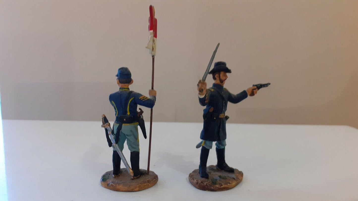 Britains 17566 union cavalry officer and guidon bearer 1:32 metal