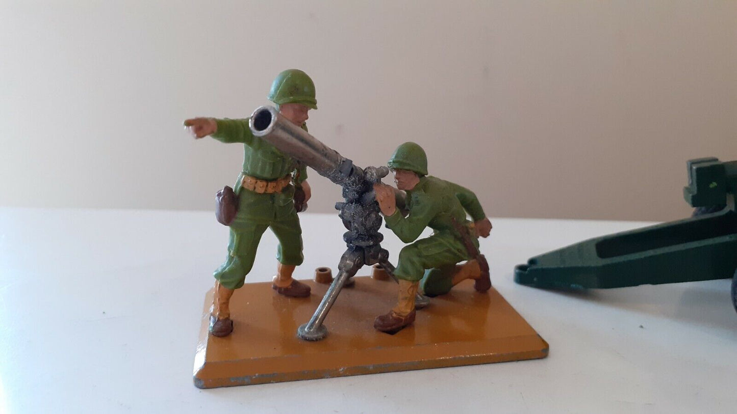 Britains deetail ww2 usmc 75mm gun etc 1:32 sc bx