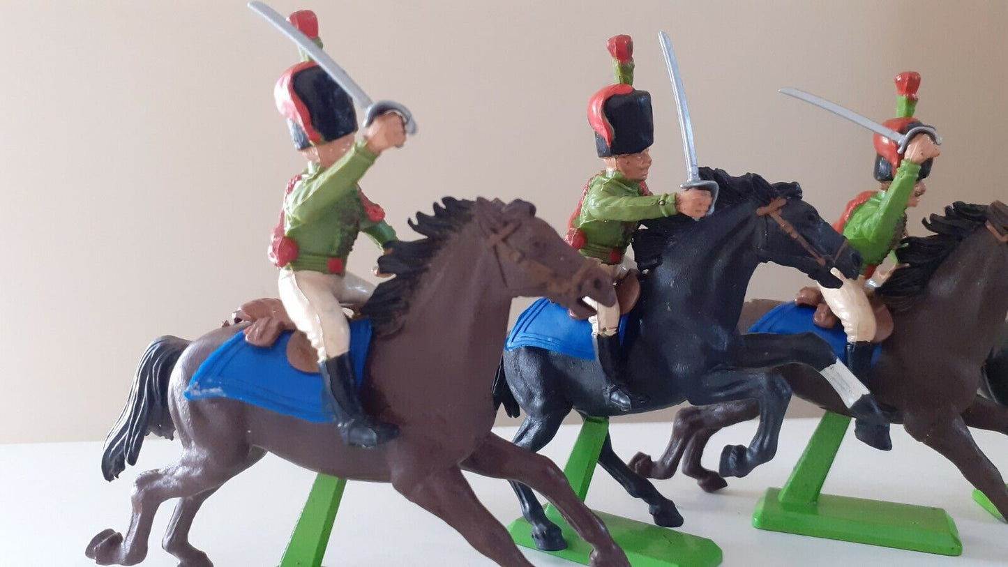 Britains deetail 4 waterloo  French cavalry carabinier chasseur 1970s 1:32  b2