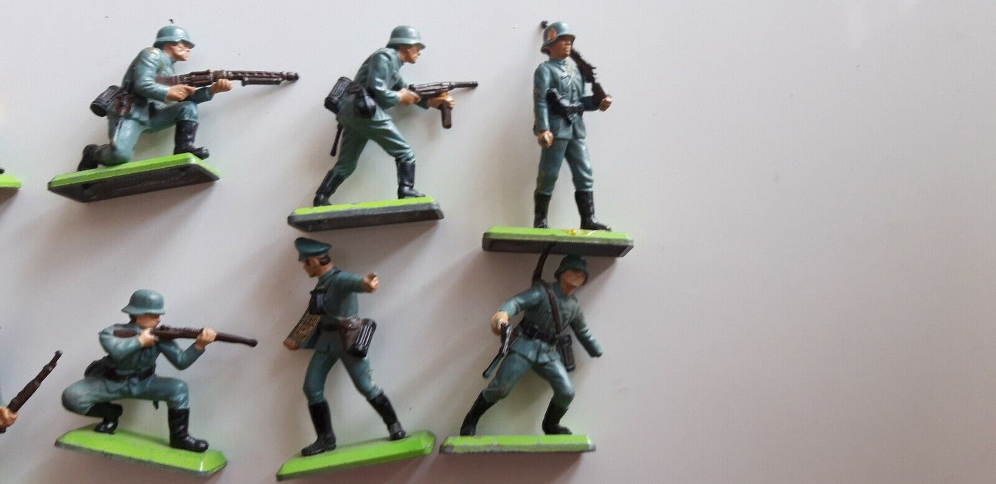 Britains deetail ww2 germans infantry 1970s  1:32  b2