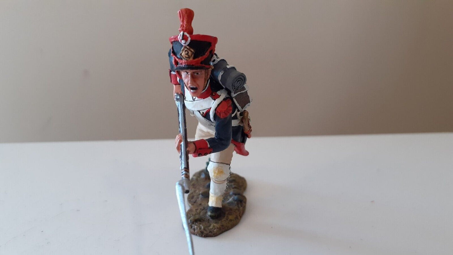 King and country Waterloo Napoleonic french infantry  boxed 1:30 na101 s1