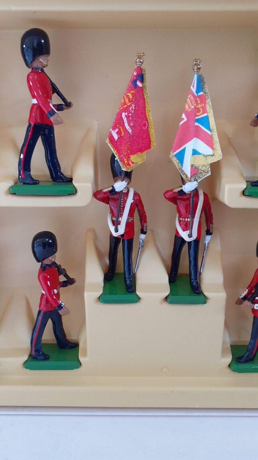 Britains 7207 scots guards 1980s red box 1:32 metal