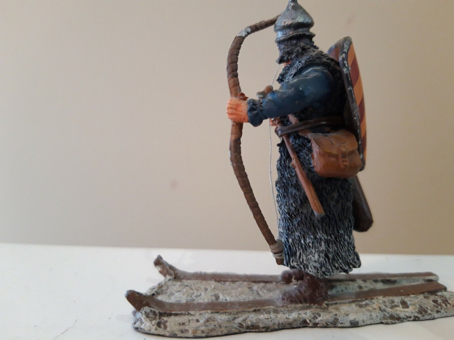 Del prado medieval warriors Lithuanian ski archer knight  13th 1:30